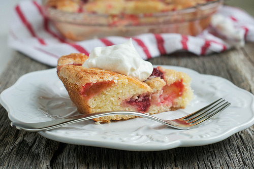 Summer Strawberry Cake
