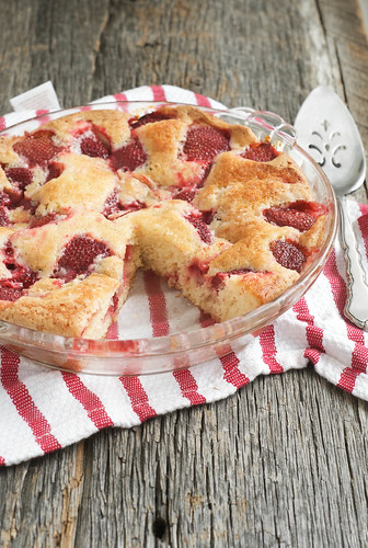 Summer Strawberry Cake