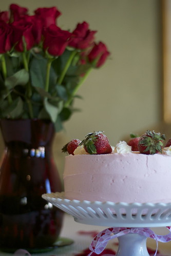 Strawberries & Champagne Cake